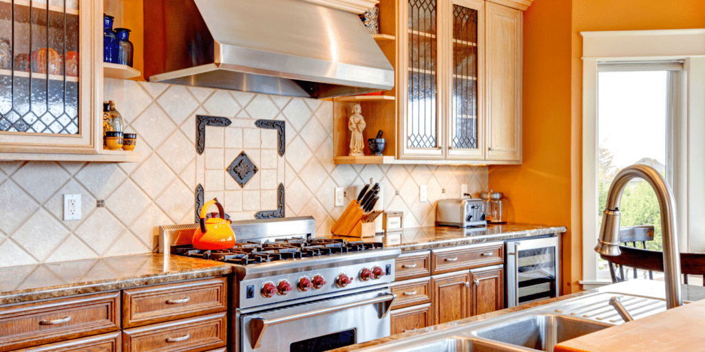 Glass Front Cabinet Doors in Traditional Kitchens