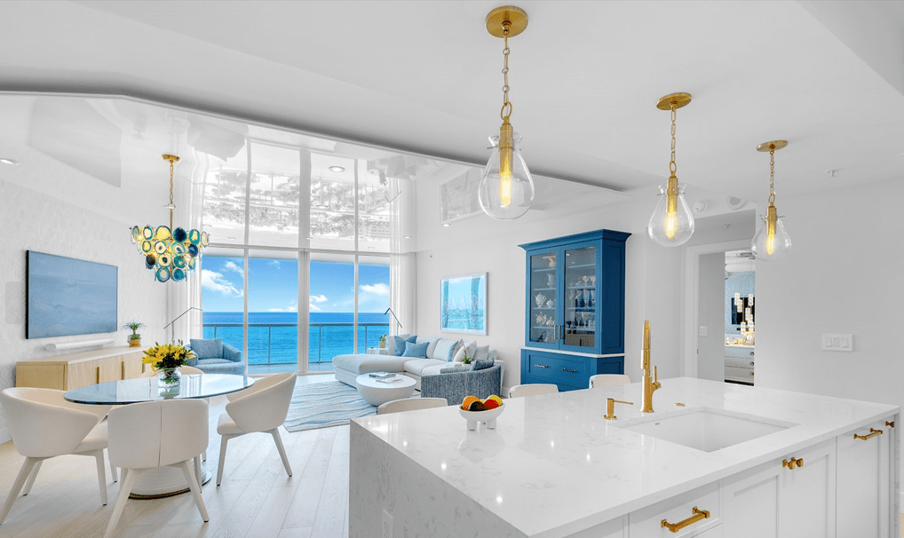 Coastal Kitchen Wall Decor: Create a Beach-Inspired Culinary Space